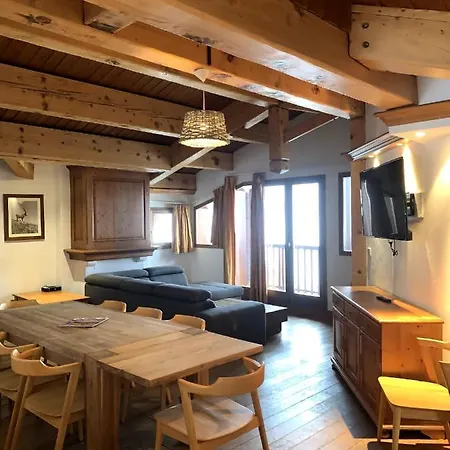 Niverollos By Alpstays Chalet *