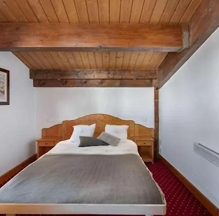 Niverollos By Alpstays Chalet *