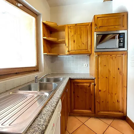 Niverollos By Alpstays Chalet